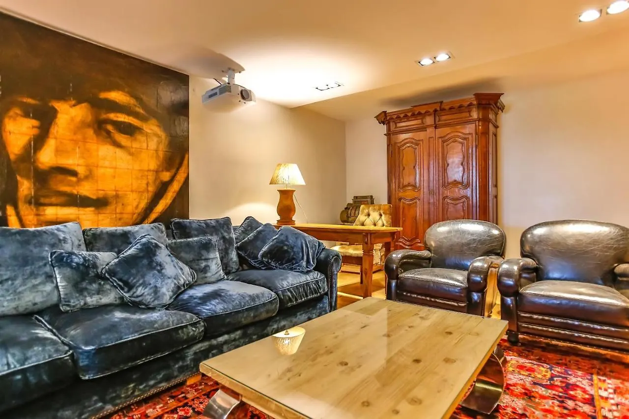 La Riviera Mediterranea سيدجيس