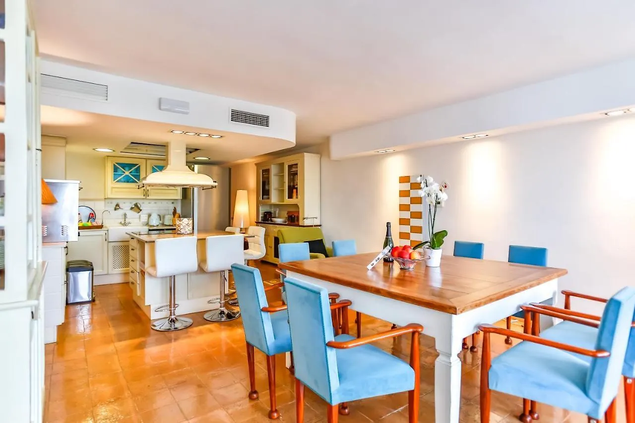 La Riviera Mediterranea سيدجيس شقة