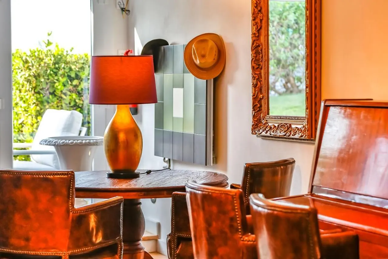 La Riviera Mediterranea سيدجيس