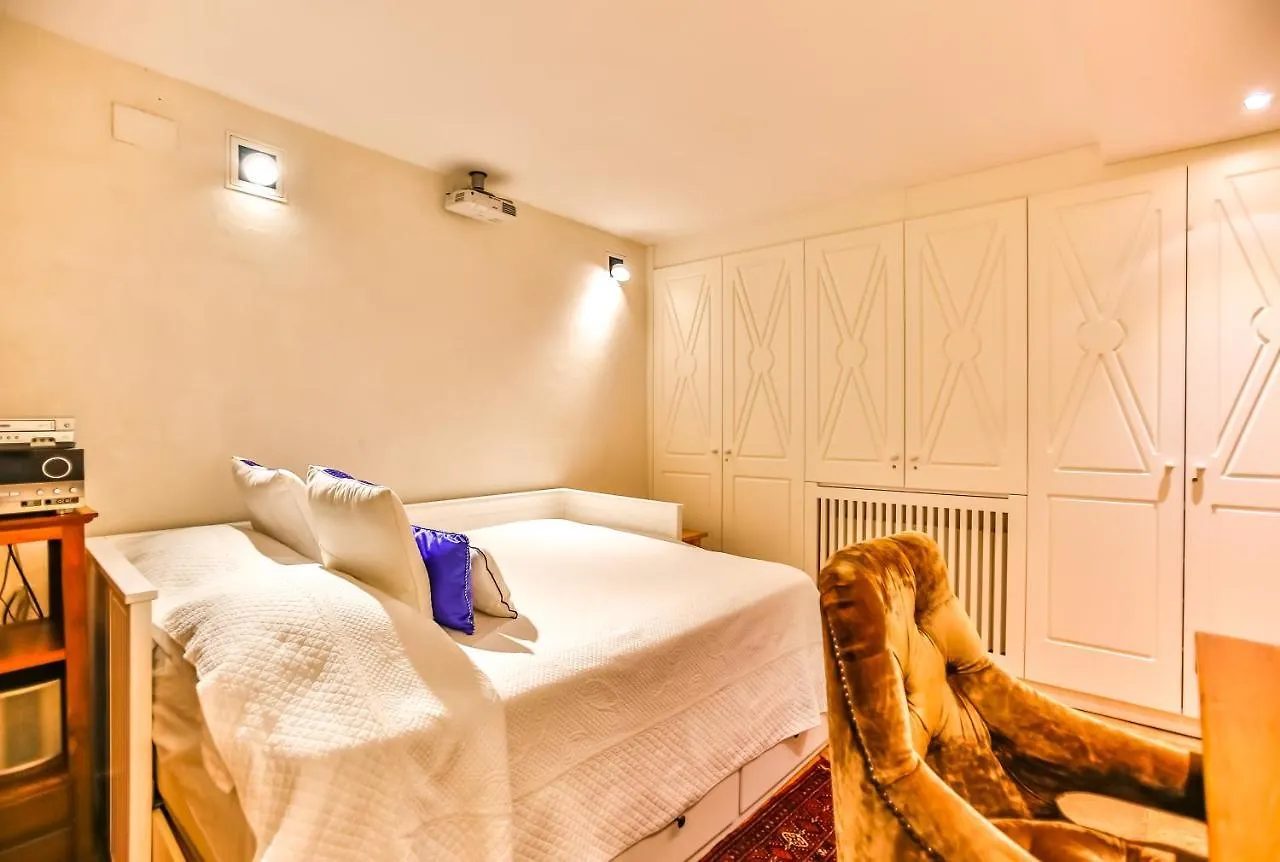 La Riviera Mediterranea سيدجيس إسبانيا